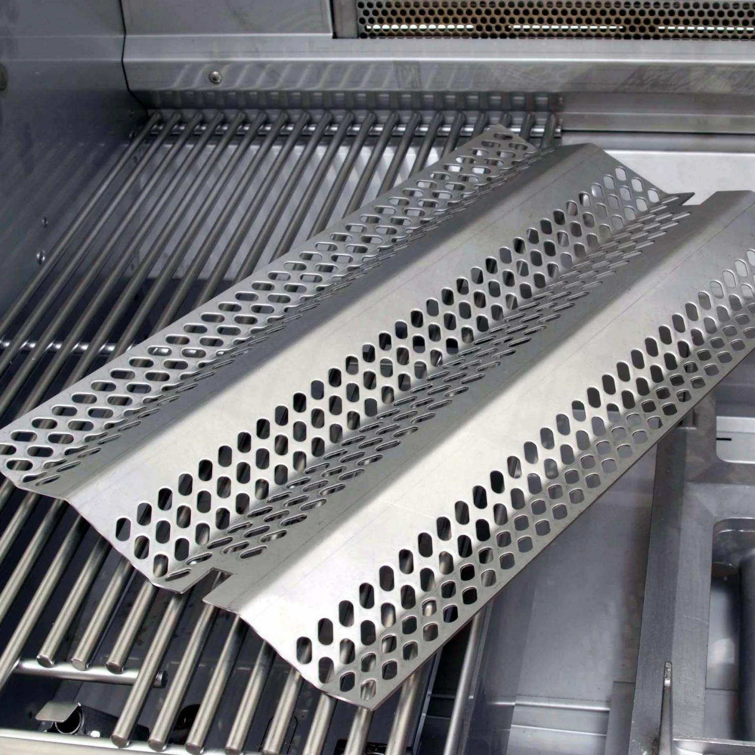 Fire Magic Echelon Diamond E660i 30-Inch Built-In Natural Gas Grill With One Infrared Burner And Analog Thermometer – E660i-8LAN 7 Fire Magic Echelon Diamond E660i 30-Inch Built-In Natural Gas Grill With One Infrared Burner And Analog Thermometer – E660i-8LAN - Image 5